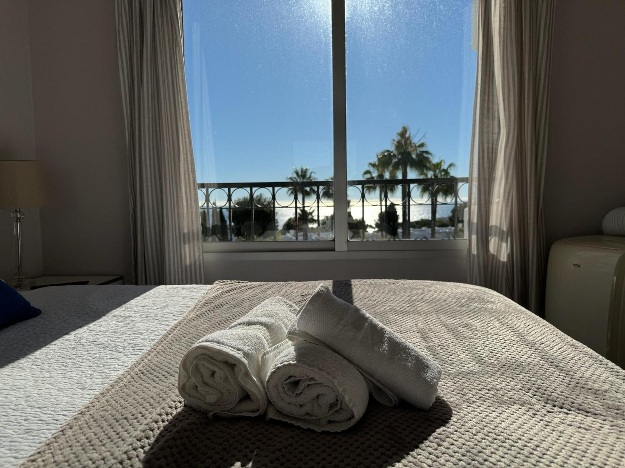 Amazing Sea View Apartment In Miraflores ラ・カラ・デ・ミハス エクステリア 写真